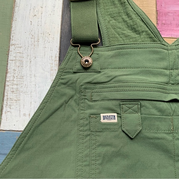 Duluth Trading Co Pants - NWT Duluth 2X x31L Heirloom Gardening Lined Bib Overalls Bronze Green Farm Bibs